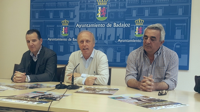 El Raid Hípico Ciudad de Badajoz homenajea a Francisco Barradas con un trofeo con su nombre