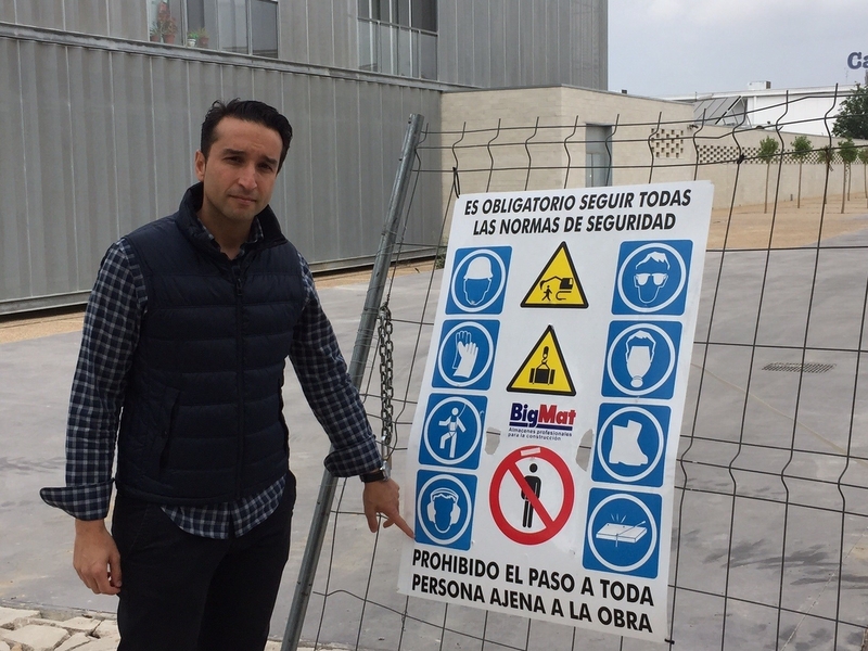 Cabezas critica que la ''falta de ilusión'' del PP por Badajoz provoca el retraso de la nueva Comisaría 
