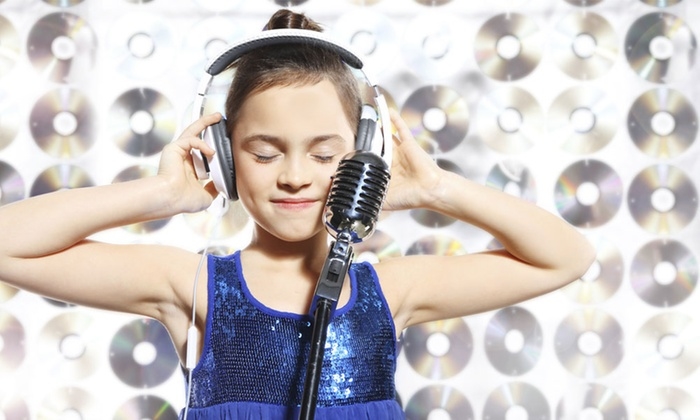 El Corte Inglés de Badajoz convoca un casting infantil para seleccionar cantantes para su espectáculo navideño