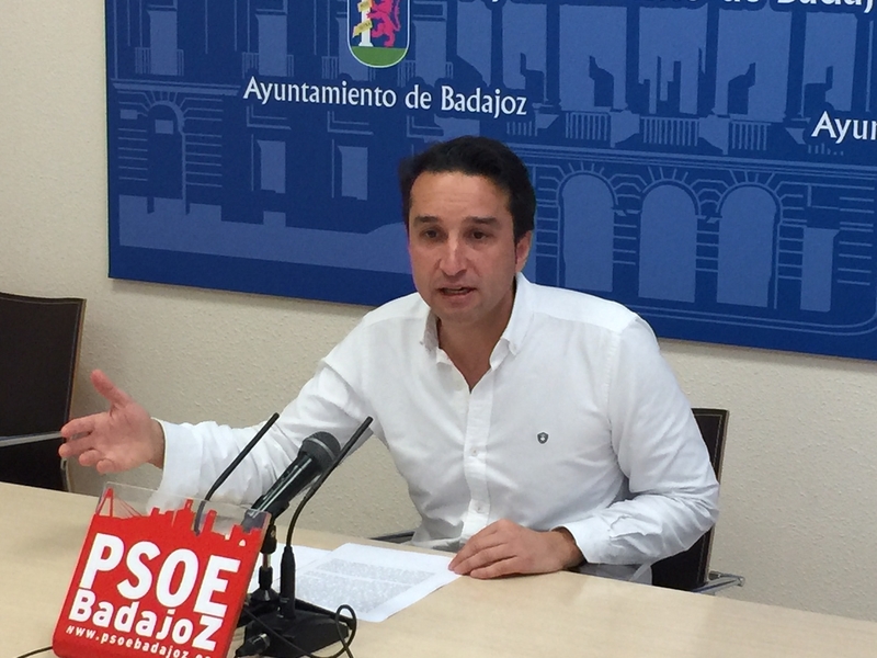 El PSOE asegura que Sinforiano Madroñero no necesitaba ser asfaltada 