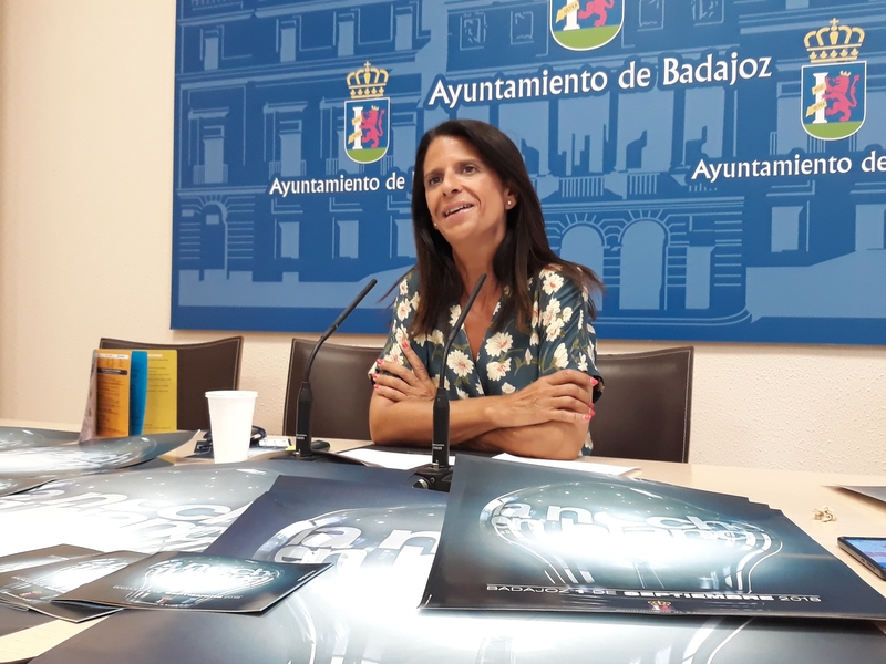 La Noche en Blanco de Badajoz ofrecerá el 1 de septiembre un total de 166 actividades para todos los públicos 