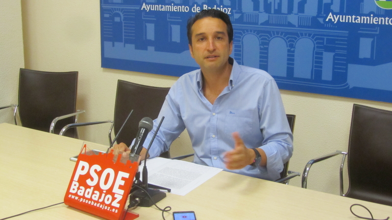 Ricardo Cabezas: No hay nada que celebrar en el Día de la Policía Local