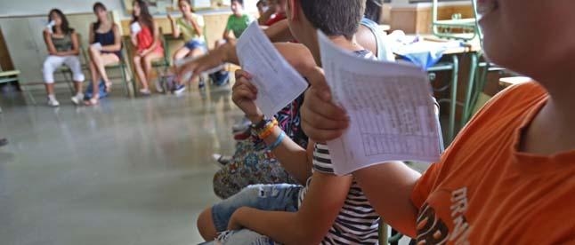 La Coordinadora Estudiantil de Badajoz envía ocho peticiones a la Junta por el problema del calor 