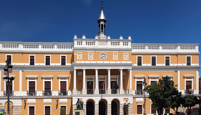 Fragoso y Gragera compartirán el mandato en el ayuntamiento de Badajoz