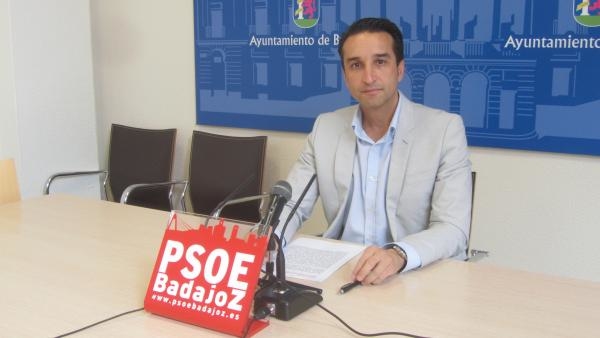 Para el PSOE , los vecinos del Casco Antiguo tienen razón y urge tomar medidas