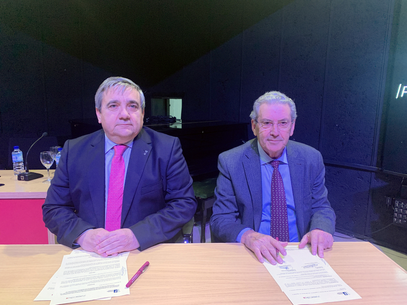 Fundación CB y la Universidad de Extremadura renuevan convenio