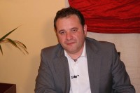 Sin Indirectas: Ángel Ortiz, Director del Diario HOY
Clic para ampliar imagen