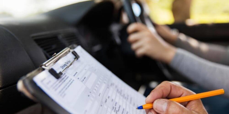 Cabezas pide subvencionar cinco licencias de taxis adaptados