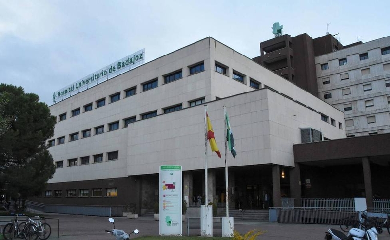 El Hospital Universitario de Badajoz funciona con total normalidad tras la rotura de una tubería