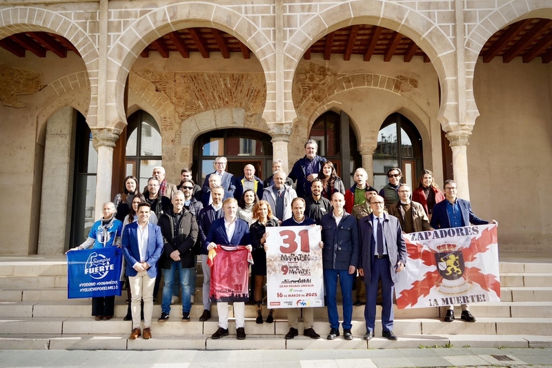 Más de 1.400 corredores disputarán el Maratón Popular y Medio Maratón de Badajoz con Fermín Cacho como embajador