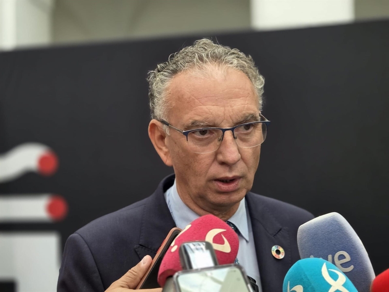 El Gobierno anuncia inversiones para mejorar la seguridad o en los sistemas de información del Aeropuerto de Badajoz