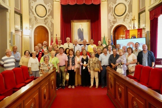 Badajoz celebra el Mes el Mayor con actividades que ponen en valor su papel y aportación a la sociedad