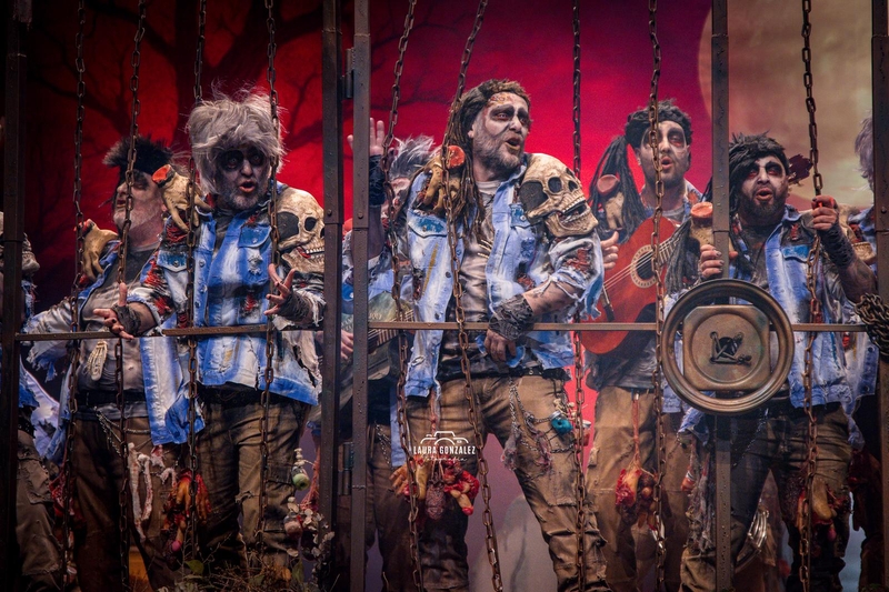 Noche de pasión… y de muertos vivientes