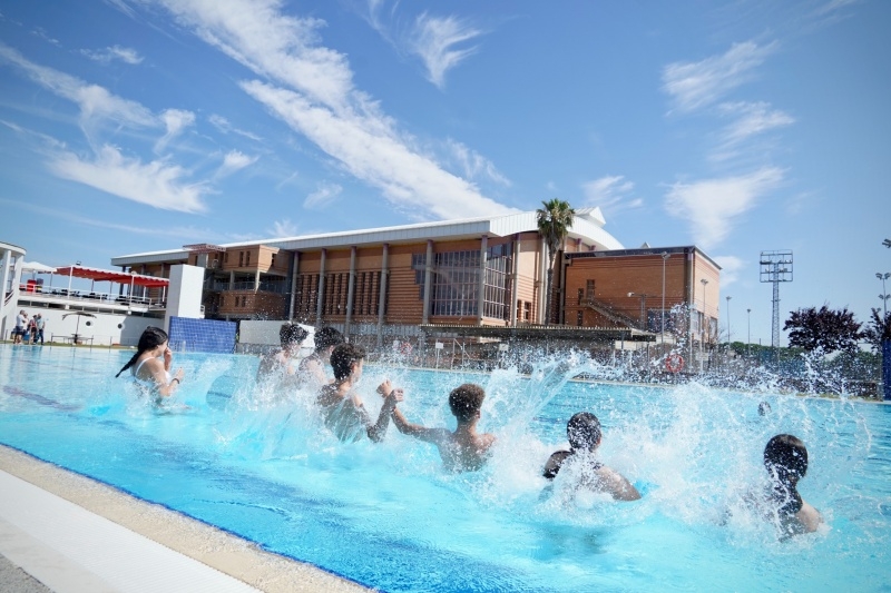 Las piscinas municipales de verano de Badajoz abren este sábado