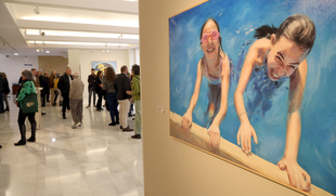 Las obras finalistas del II Premio Internacional de Pintura José Gordillo se exponen en la Sala Vaquero Poblador