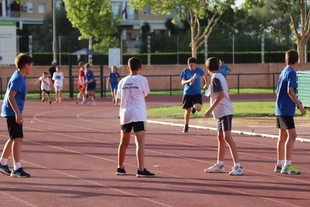 Más de 850 escolares participan en la Jornada de Atletismo en Pista de los Juegos Deportivos Municipales