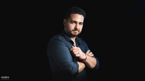 ENCUENTRO CON EL POETA ROBERTO MORAL EN #LDELÍRICA