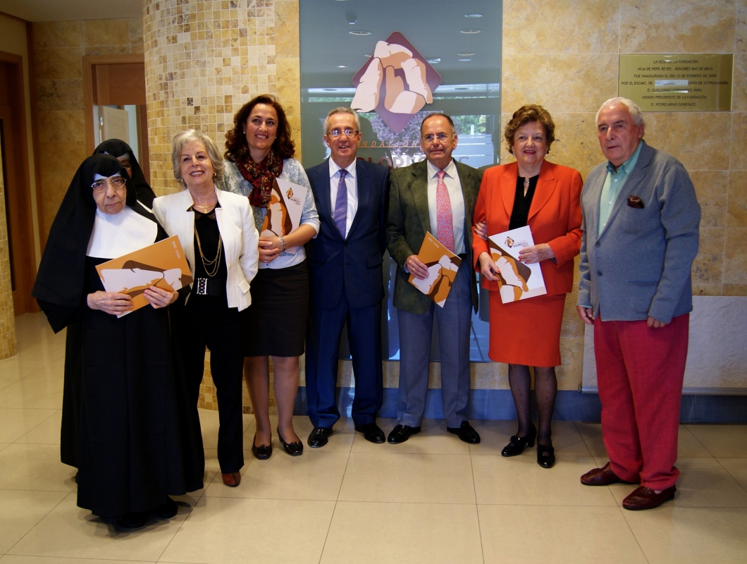 La Fundación ''Dolores Bas'' entrega 90.000 euros entre sus tres Asociaciones beneficiarias   