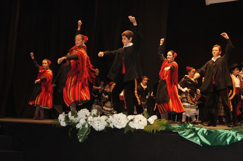 Colegios pacenses participarán en un Festival de Folklore en el Teatro López de Ayala