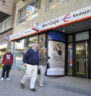 Caja Badajoz sorteará un fin de semana en un hotel para colaborar con la Feria Ibérica de la Alfarería y el Barro