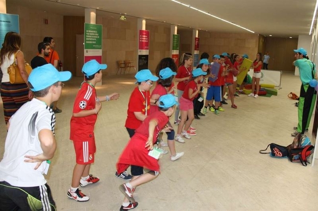 Unas 2.500 personas asisten al Foro Emprende Junior 2014 en Badajoz