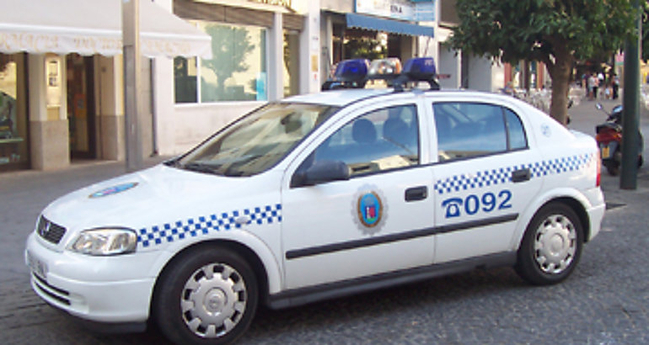 Un motorista es imputado por conducción temeraria en la barriada de las 800 viviendas de Badajoz