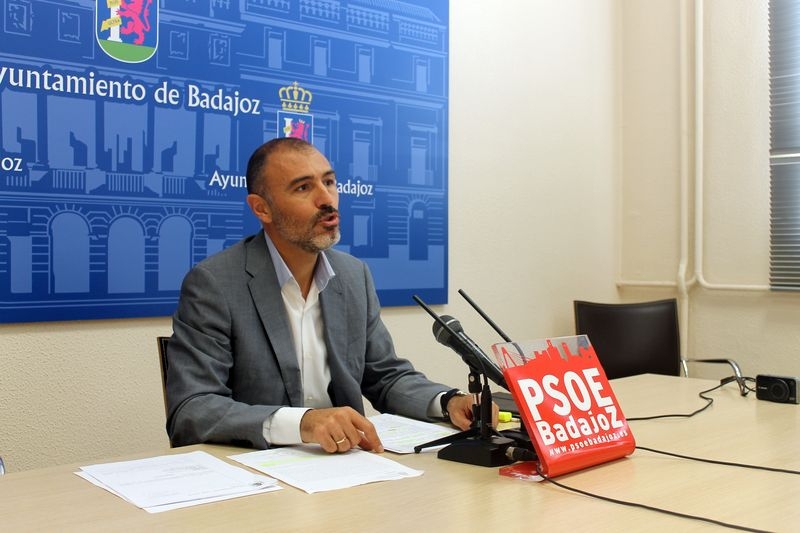 El Partido Socialista denuncia que el Ayuntamiento no haya tomado medidas en el punto de acopio de Las Cuestas de Orinaza