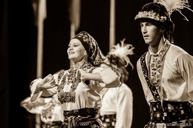 Grupos del Festival Folklórico Internacional de Extremadura ofrecerán este sábado un taller de danza en Badajoz