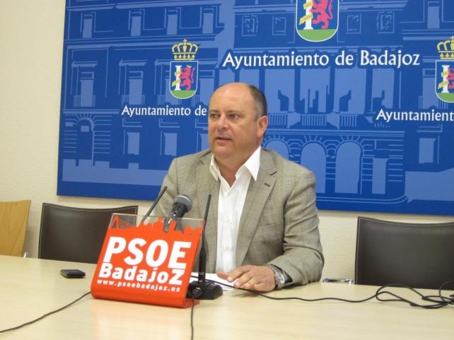 El PSOE local de Badajoz tacha la 'Noche en blanco' de cajón de sastre