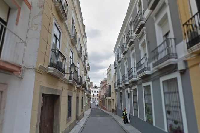 Detenidos ''in fraganti'' mientras robaban por escalo en un domicilio de Badajoz