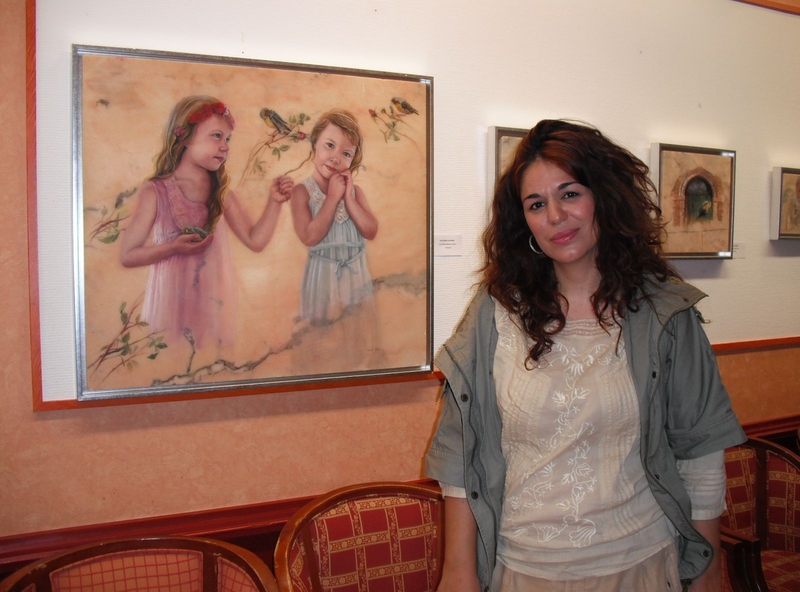 La extremeña Soledad Aza expone su colección de pinturas en mármol