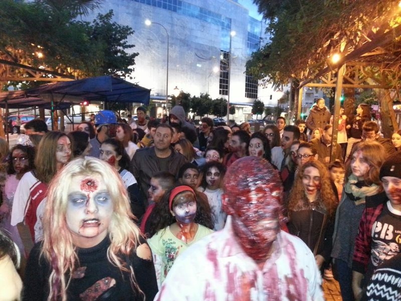 Centenares de ''Zombies'' tomaron este sábado las calles de Badajoz 