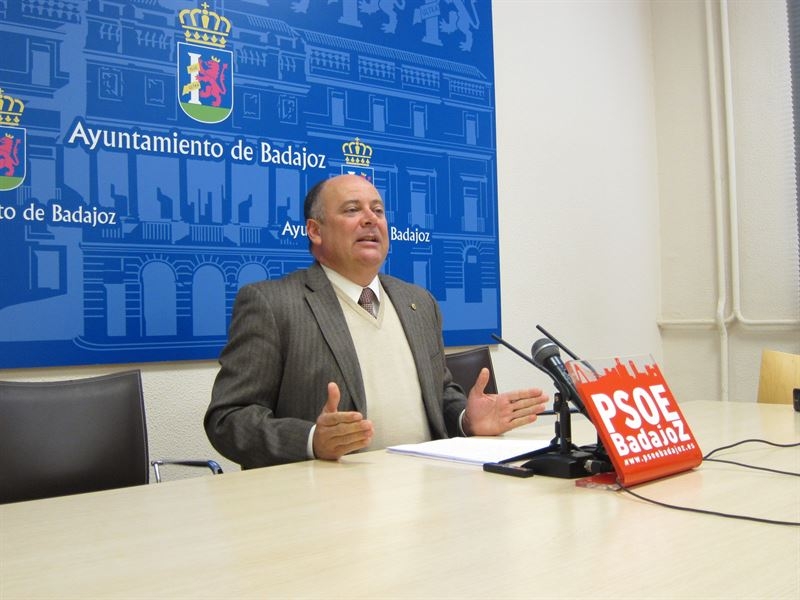 El PSOE critica que la Cuenta General del Ayuntamiento de Badajoz 'no refleja' la situación financiera y presupuestaria