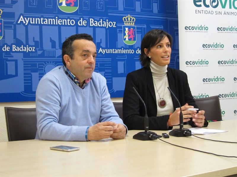 Una campaña promoverá el reciclado de vidrio en el sector hostelero de Badajoz