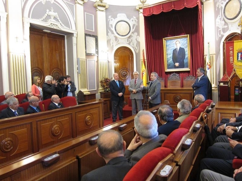 El alcalde recibe a la Brigada Hernán Cortés n 2 con motivo del 50 aniversario de su disolución