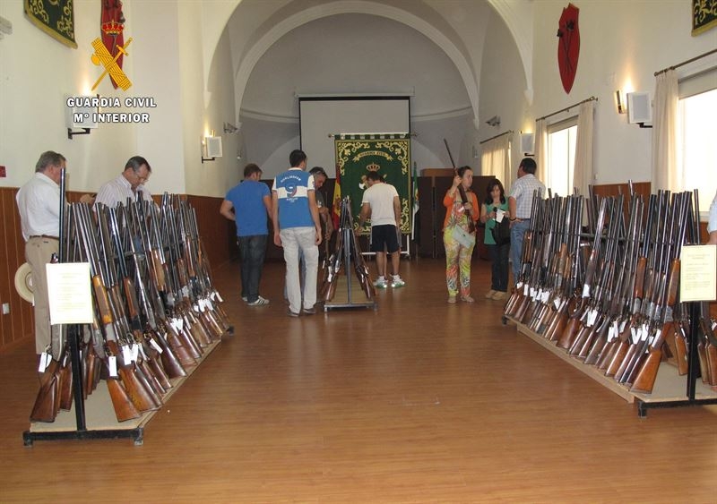 La Guardia Civil expone la próxima semana 285 armas para subasta