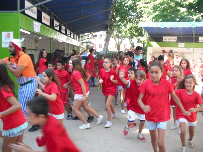 Más de 300 niños participan en la Yincana Kahunka