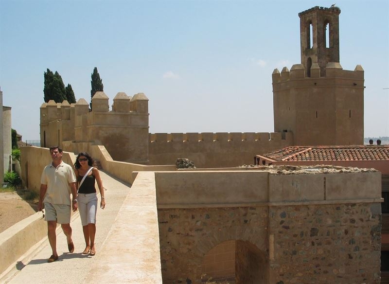 La Asociación Cívica de Badajoz reclama visitas guiadas a las obras de rehabilitación de la Alcazaba