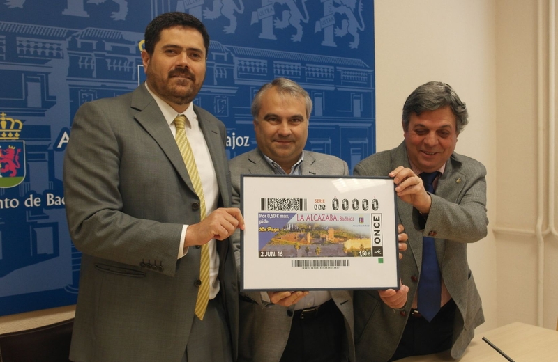 5,5 millones de cupones de la ONCE difundirán la Alcazaba por toda España