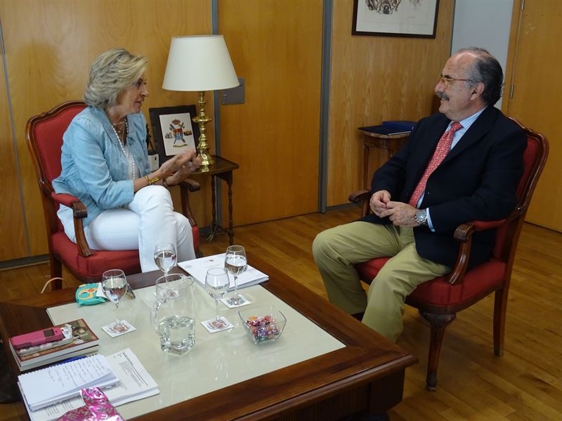 Cristina Herrera felicita al nuevo presidente del Banco de Alimentos de Badajoz por su ''impresionante labor''