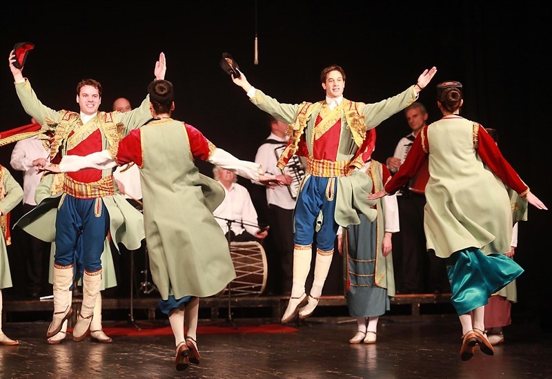 Grupos de Montenegro, Portugal y China actuarán el sábado en el festival de folklore 