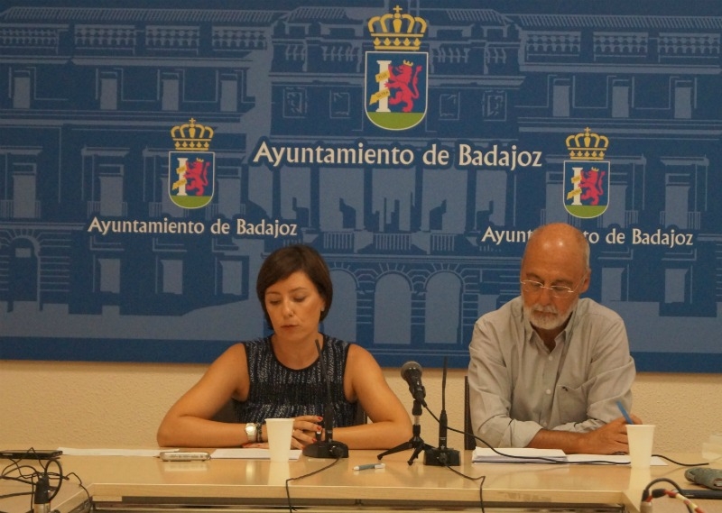 PSOE y Podemos Recuperar Badajoz muestran su rechazo por el Plan Impulso