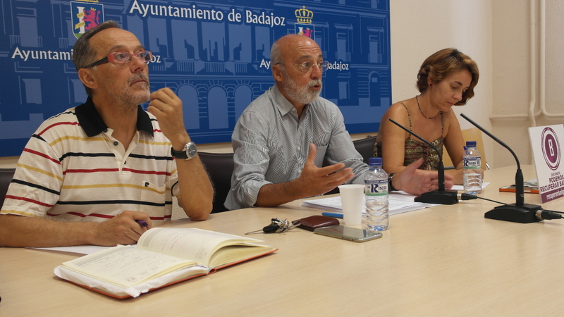 Podemos Recuperar Badajoz propone que los presupuestos municipales de 2017 sean ''participativos''