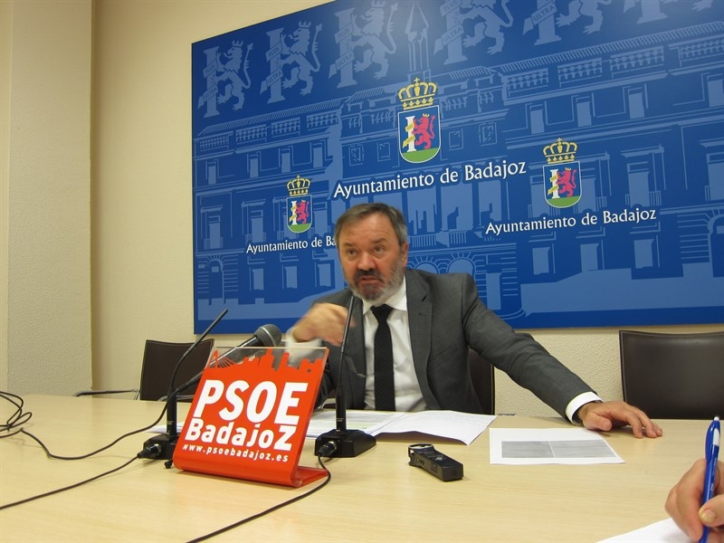 El PSOE de Badajoz tacha de 