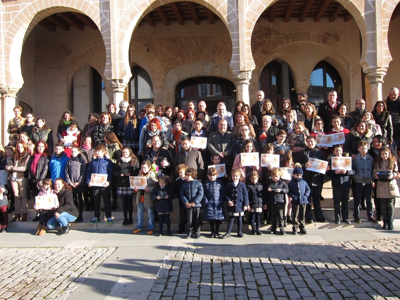 El Ayuntamiento de Badajoz entrega los premios de los concursos de Navidad 2016