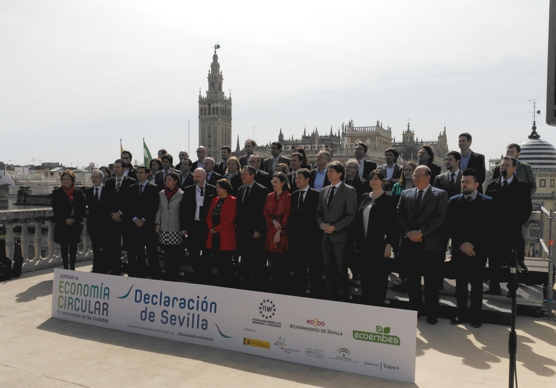 Medio centenar de ciudades, entre ellas Badajoz, se suma a la Declaración de Sevilla sobre cambio a la economía circular