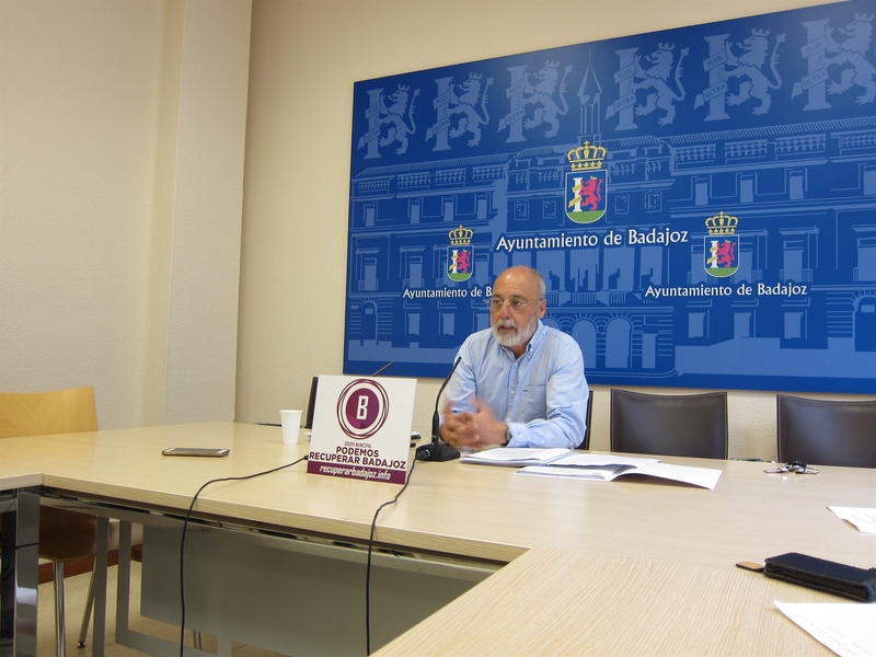 Podemos Recuperar Badajoz considera que el debate de presupuestos en el ayuntamiento está ''aplazado sine die''