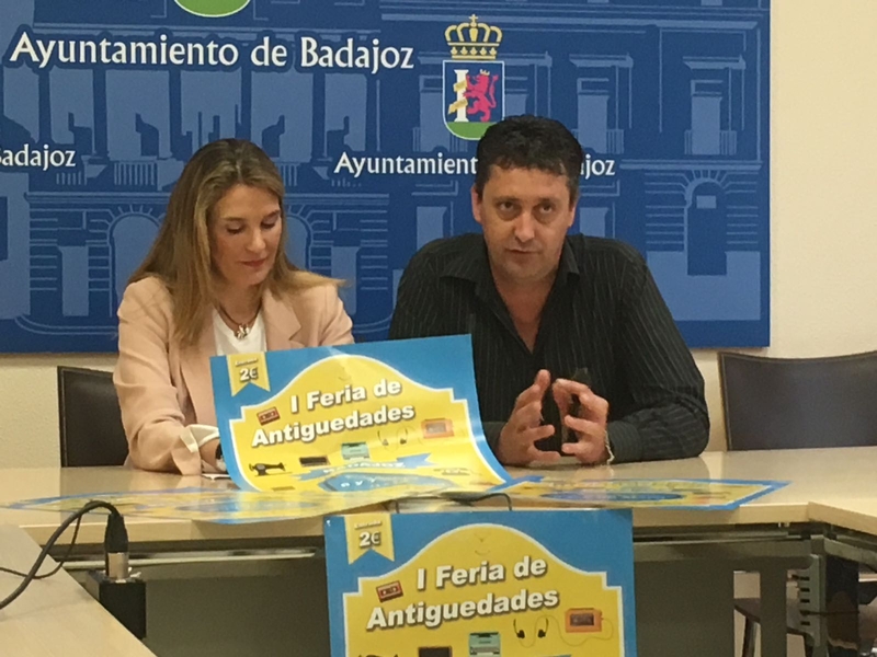 Anticuarios de Galicia, Málaga o Portugal participarán en Badajoz en la I Feria de Antigüedades