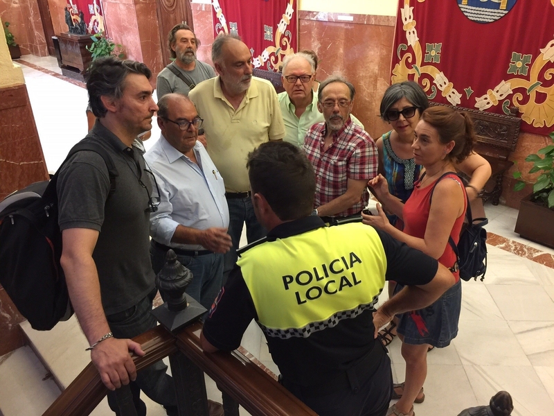 El PSOE local de Badajoz tacha de ''antidemocrático'' al PP por ''impedir'' la celebración del ''Ayuntamiento Abierto''