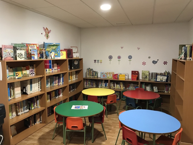 La Biblioteca Pública Municipal Antonio Domínguez cambia de sede con una mejora en sus instalaciones